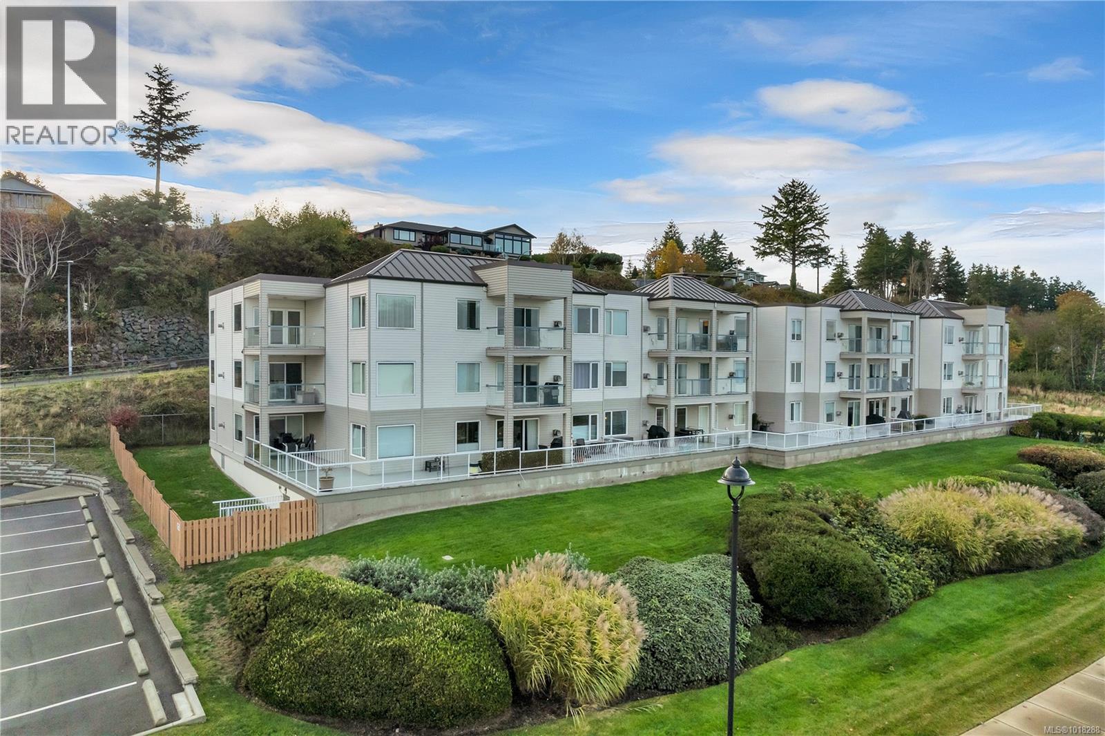 304 1350 Island Hwy S, Campbell River