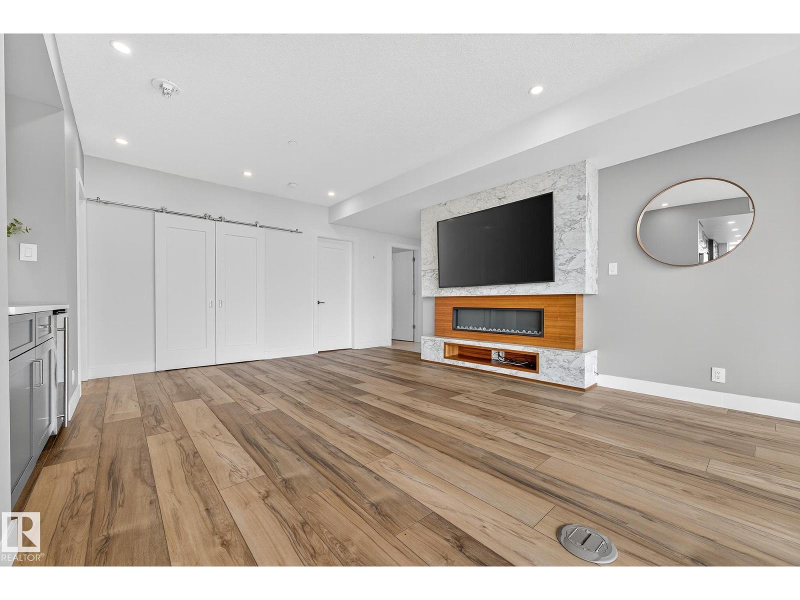 #705 14105 West Block Drive NW, Edmonton