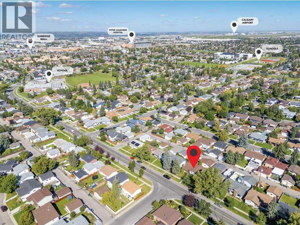 Single Family House 4 Level for Sale in  Rundlehorn Drive NE Rundle Calgary 