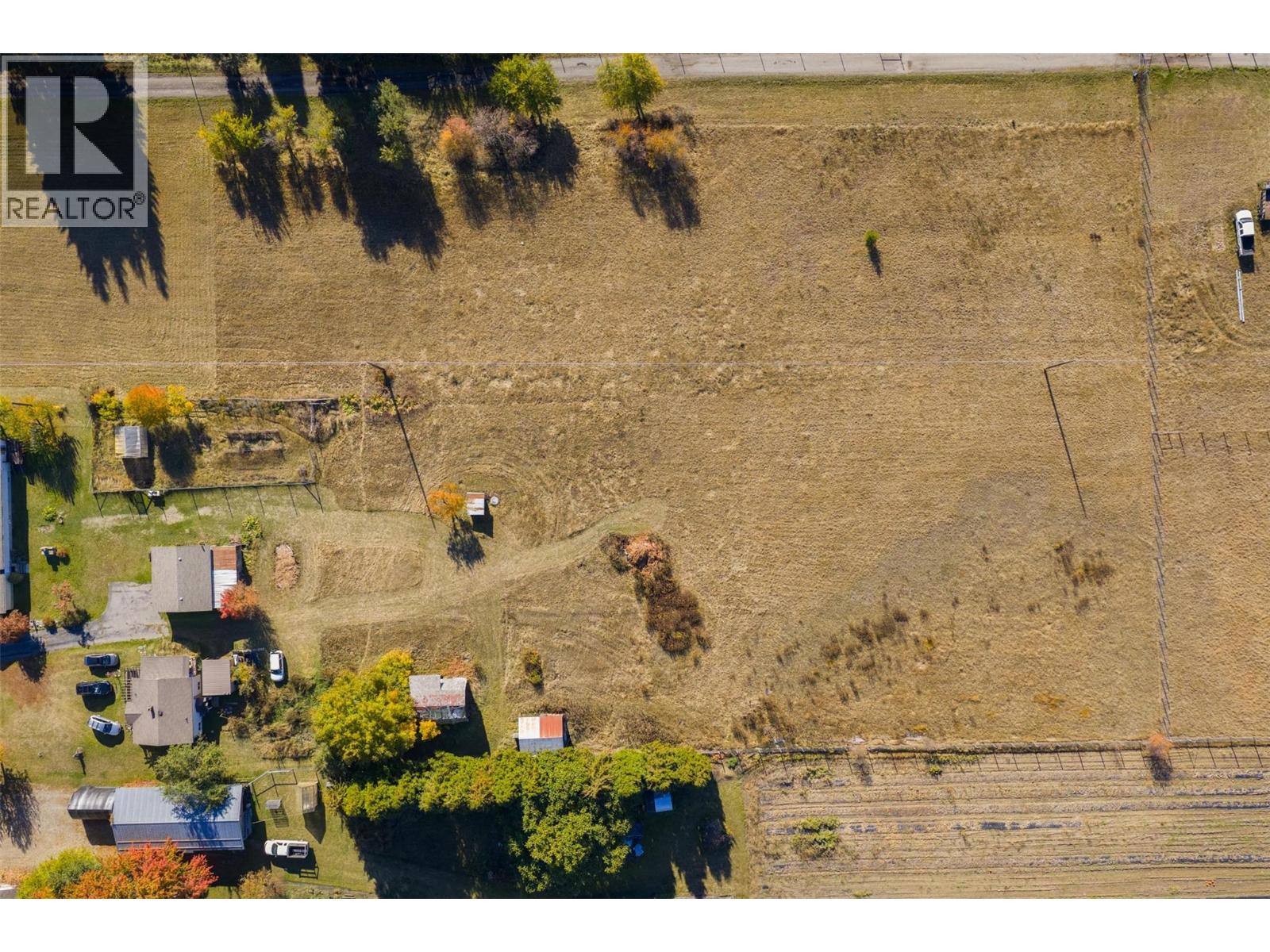 2697 SHOREACRES Road, Castlegar