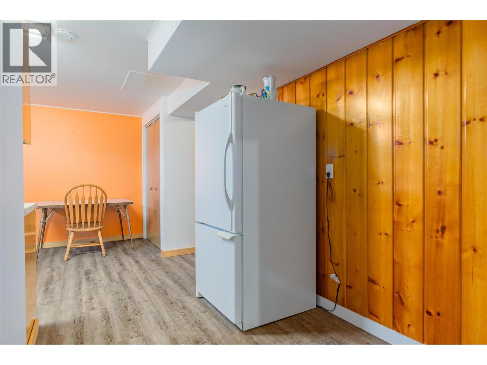 2697 SHOREACRES Road, Castlegar