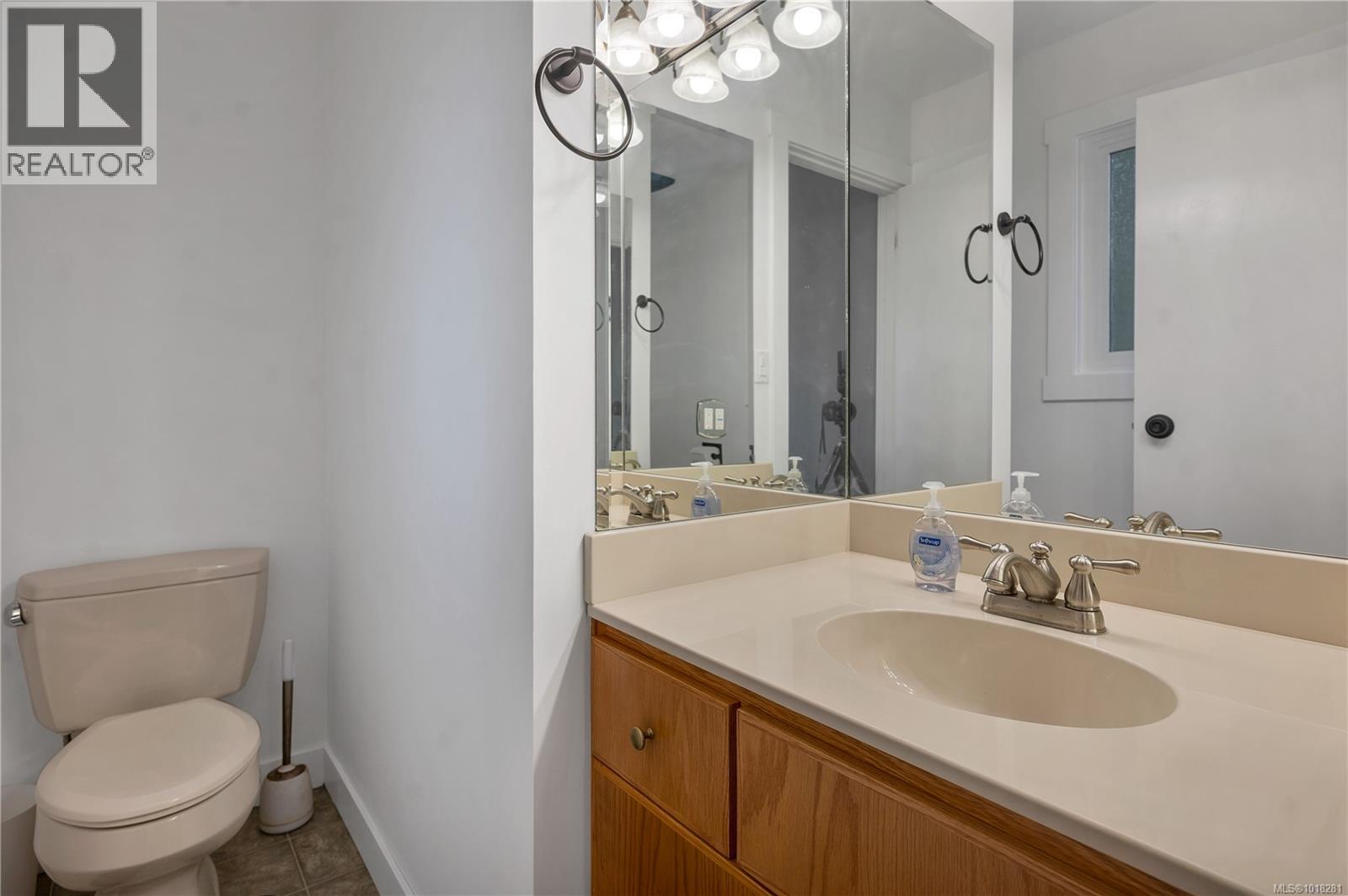 473 Jesmar Pl, Campbell River