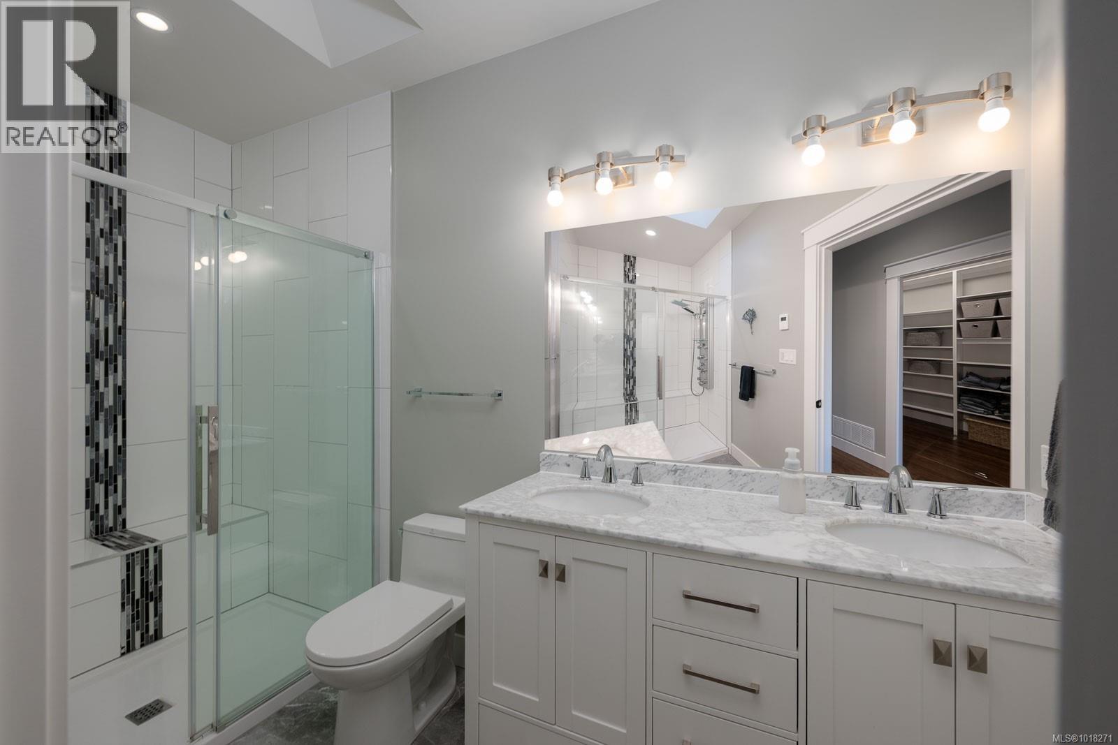 2529 West Trail Crt, Sooke