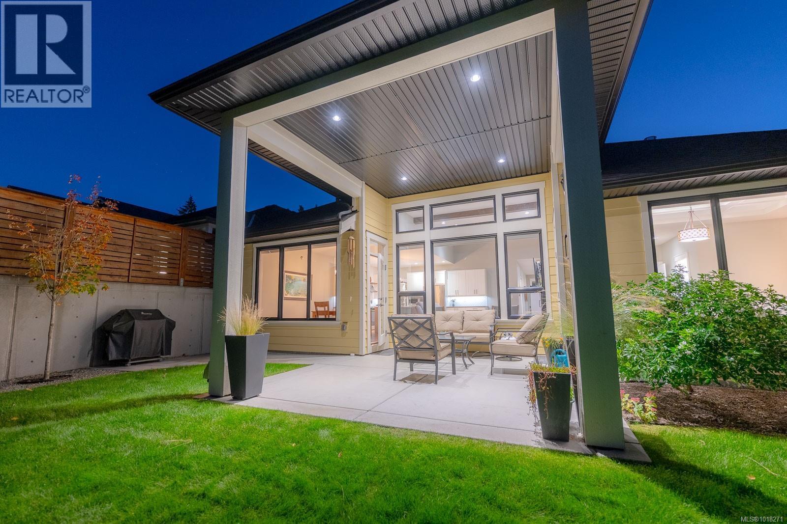 2529 West Trail Crt, Sooke