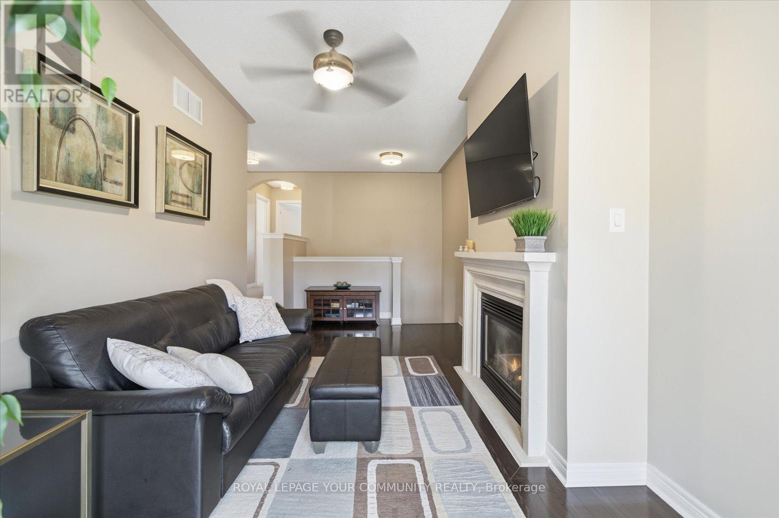 76 MARY ELLEN BAKER CRESCENT, Vaughan (Patterson), Ontario