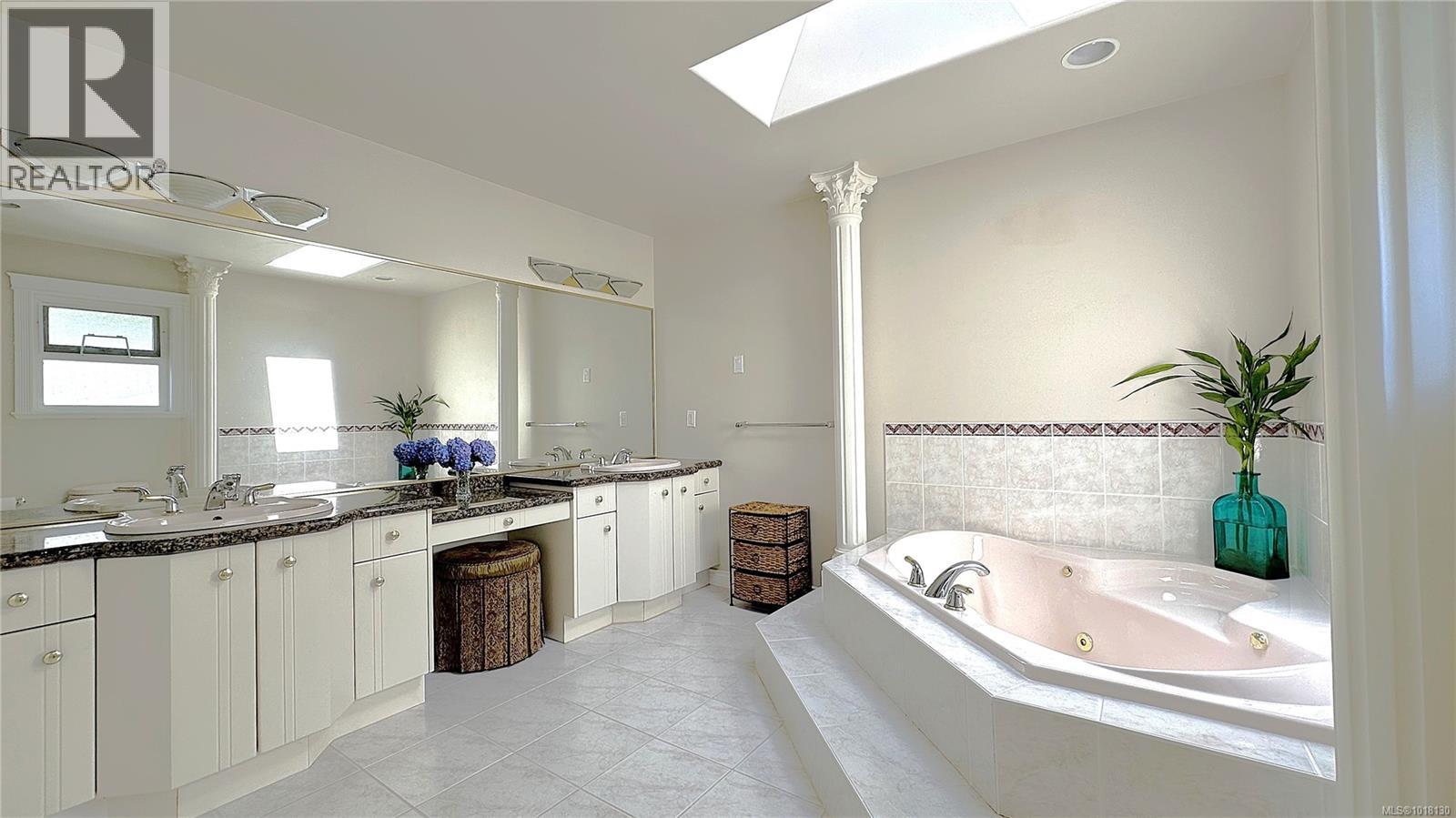  4638 Boulderwood Drive, Saanich