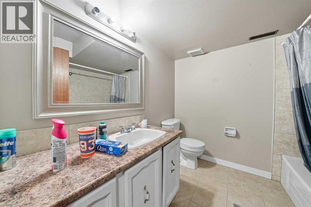 27 Nyberg Avenue, Red Deer