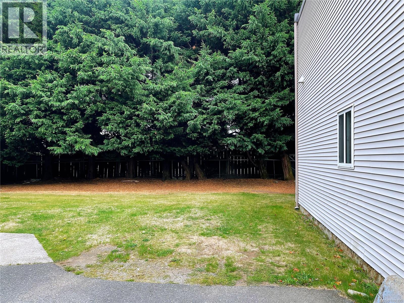 #41 444 BRUCE AVE - 24