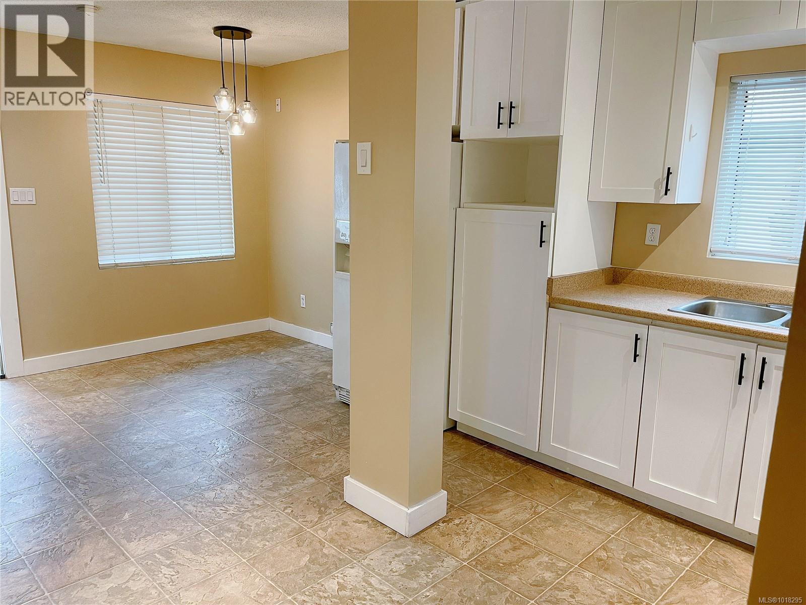 #41 444 BRUCE AVE - 19