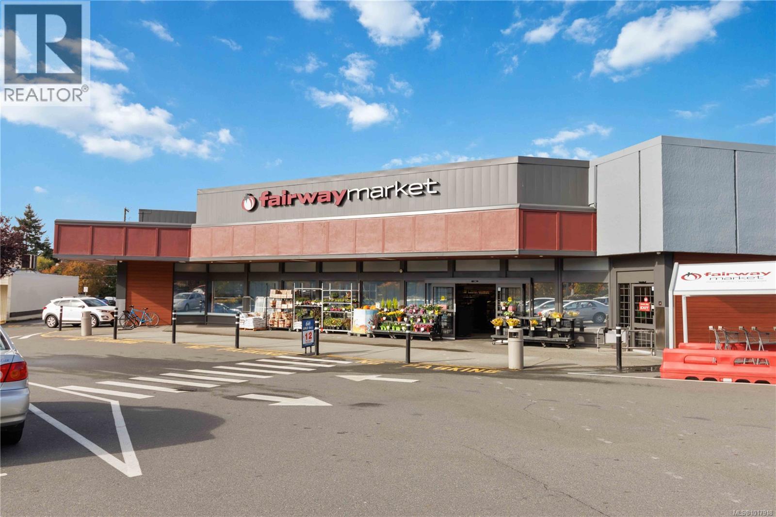 401 190 Gorge Road West, Saanich