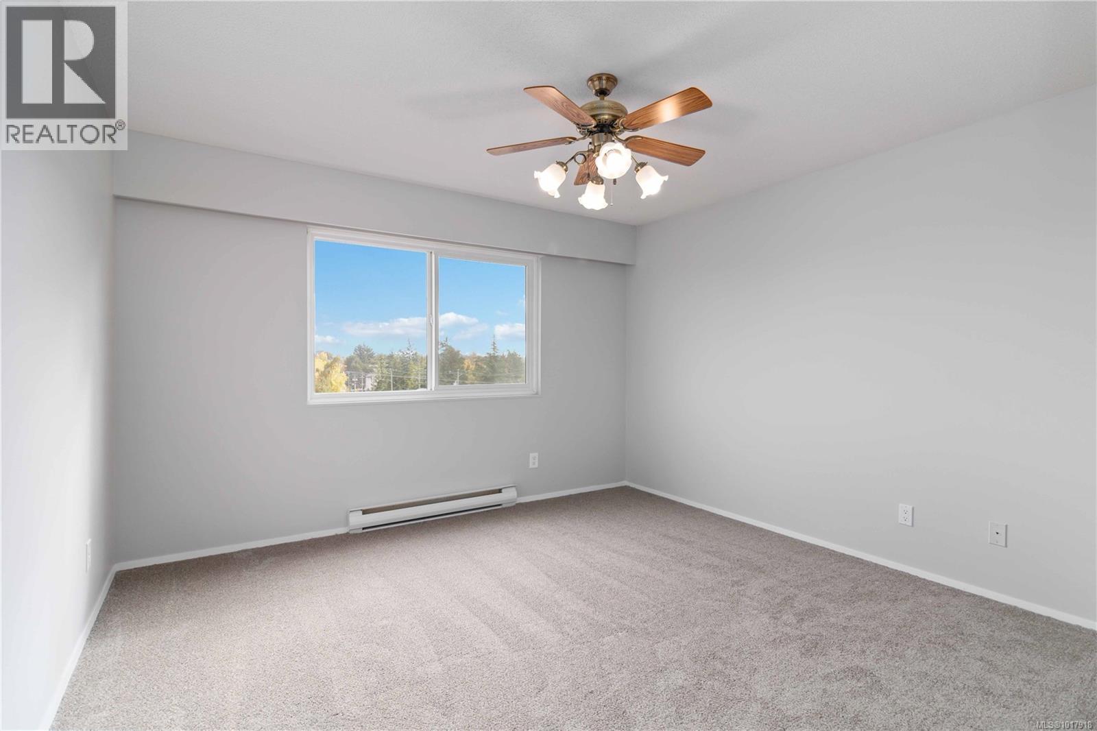 401 190 Gorge Road West, Saanich