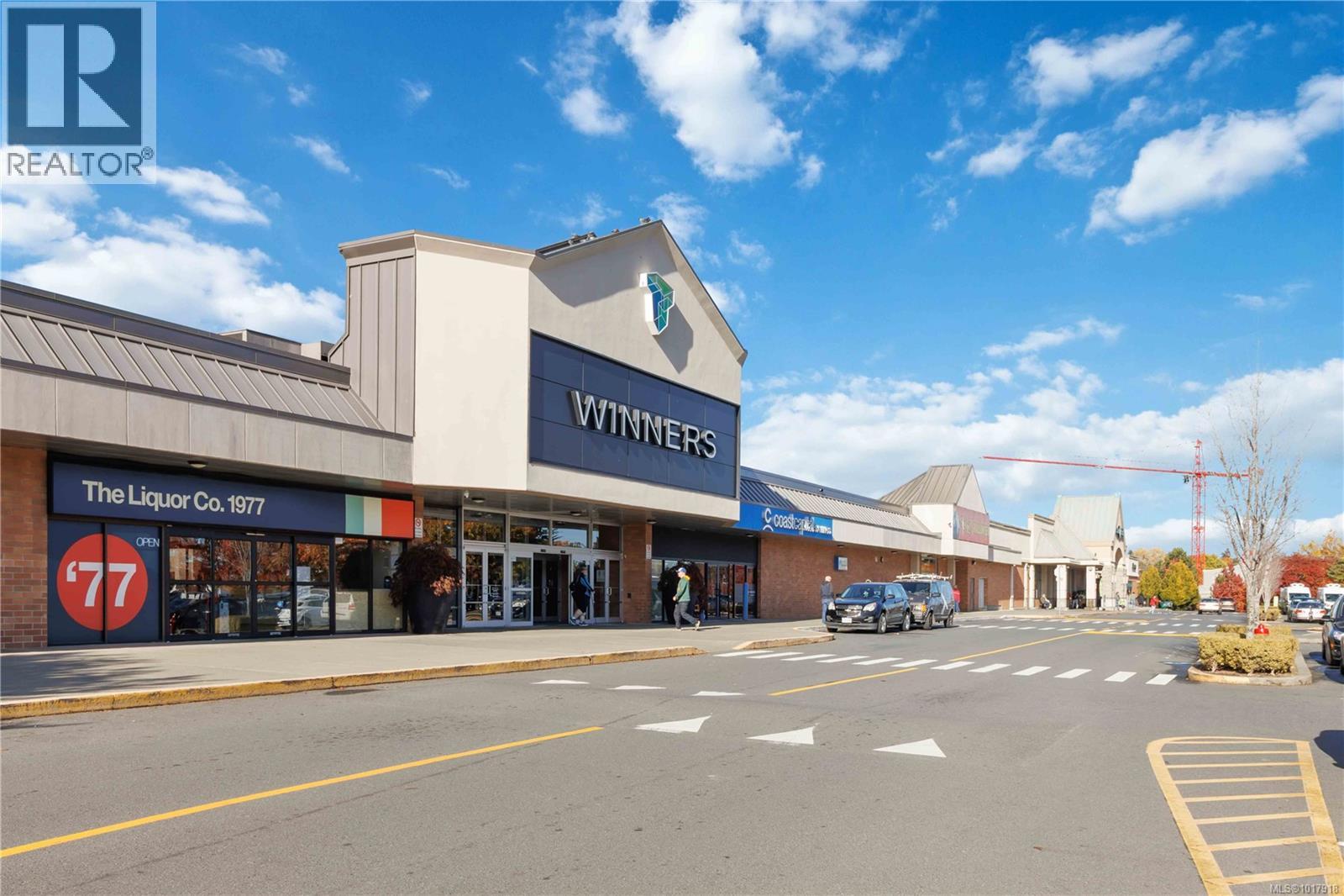 401 190 Gorge Road West, Saanich