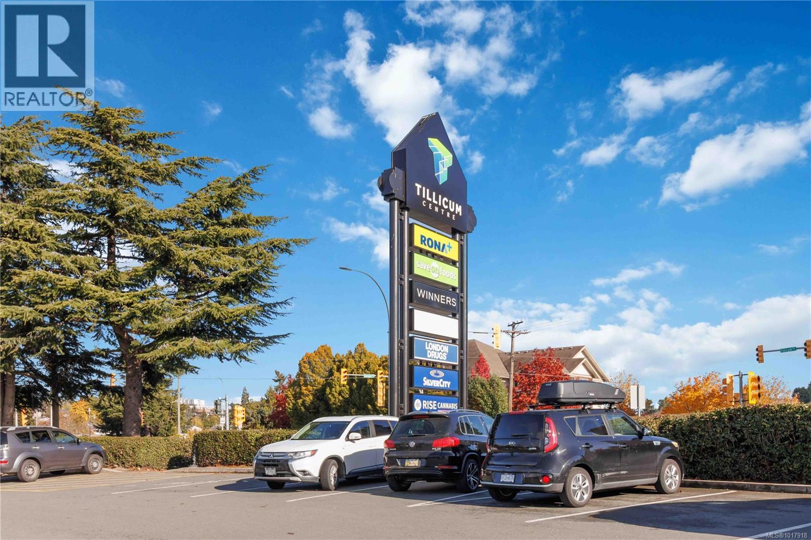 401 190 Gorge Road West, Saanich