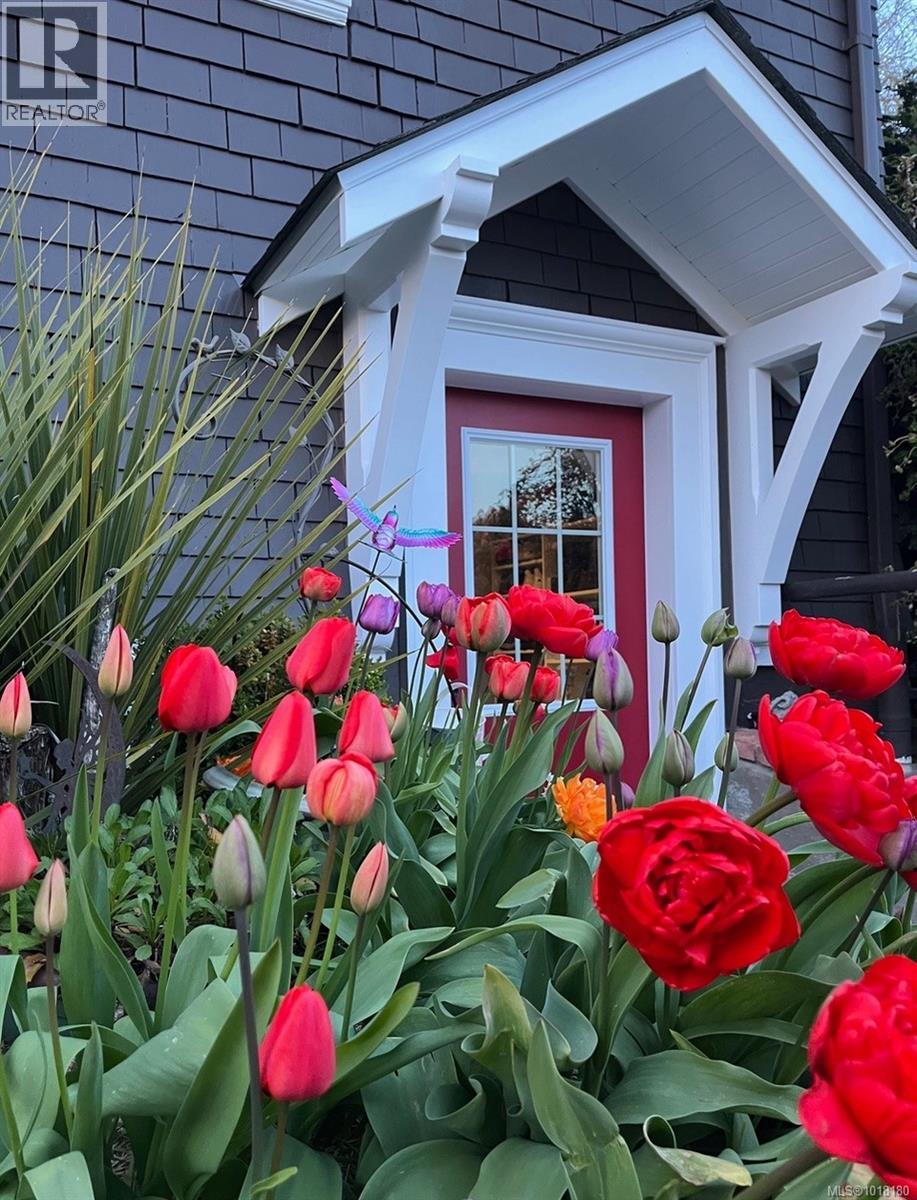3291 Cedar Hill Road, Saanich