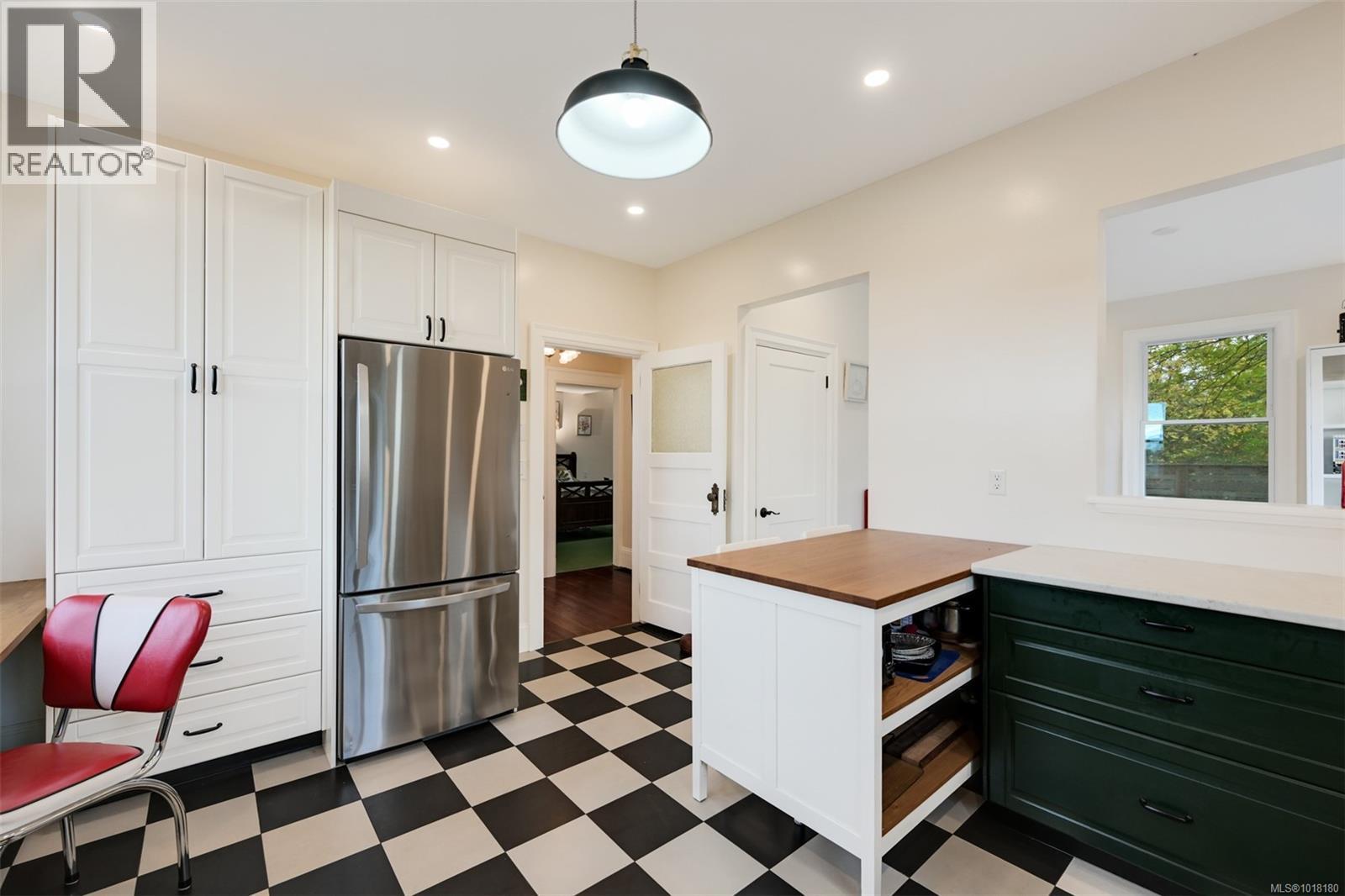 3291 Cedar Hill Road, Saanich