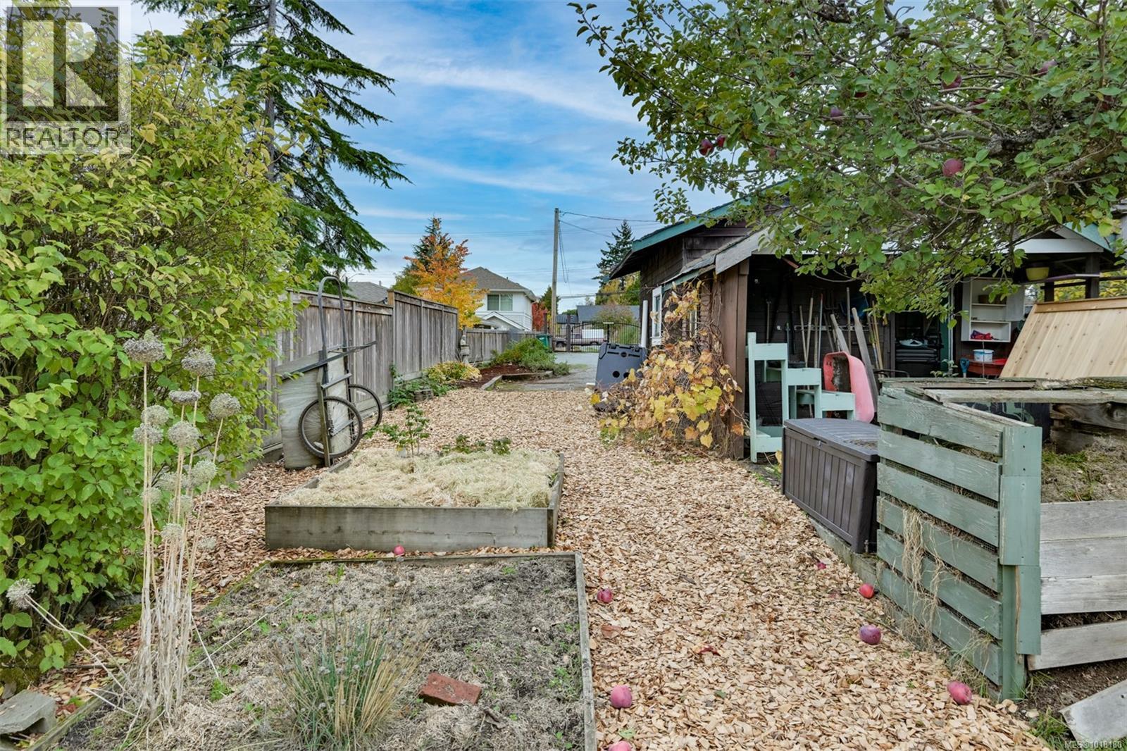 3291 Cedar Hill Road, Saanich