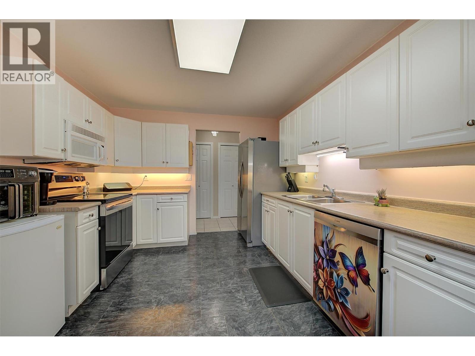 203 555 Houghton Road, Kelowna
