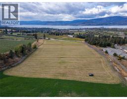 4121 Casorso Road, Kelowna, BC V1W4N6 Photo 8