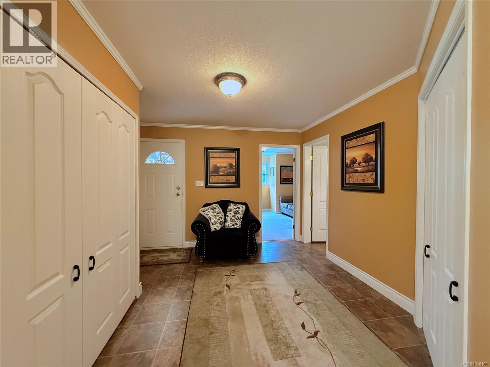 3264 ISLAND HWY S - 36