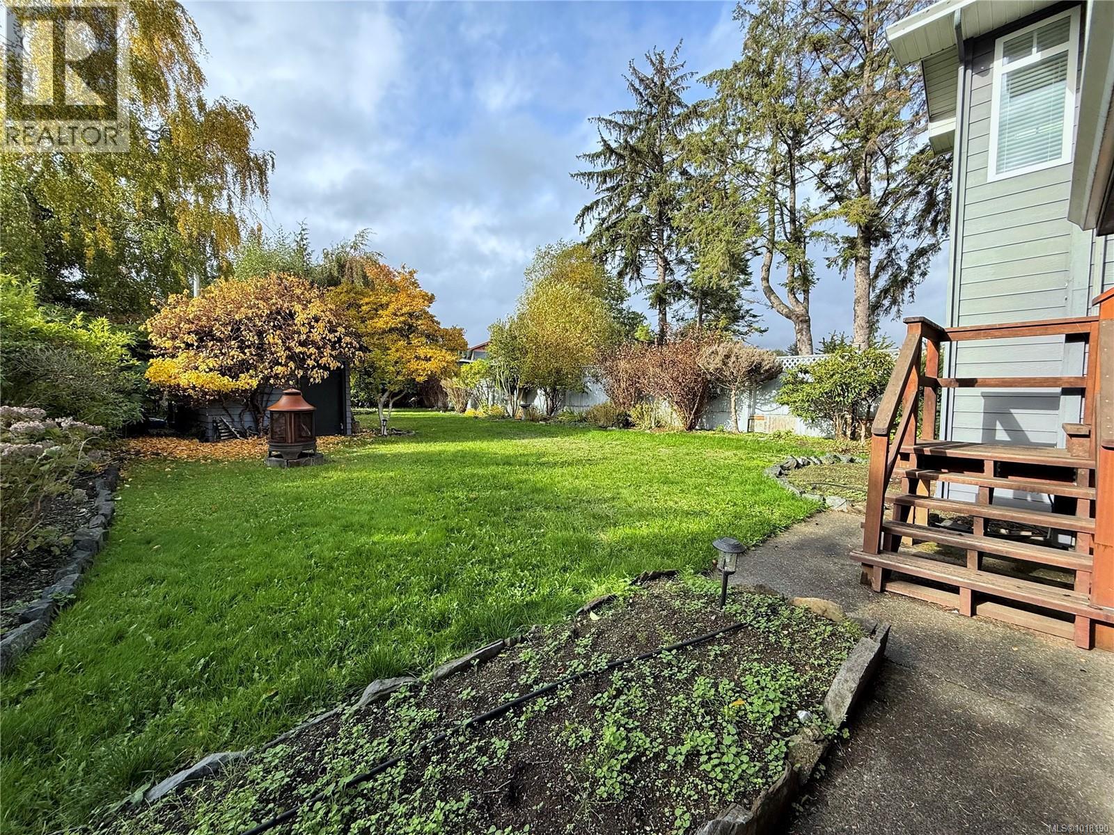 3264 ISLAND HWY S - 44