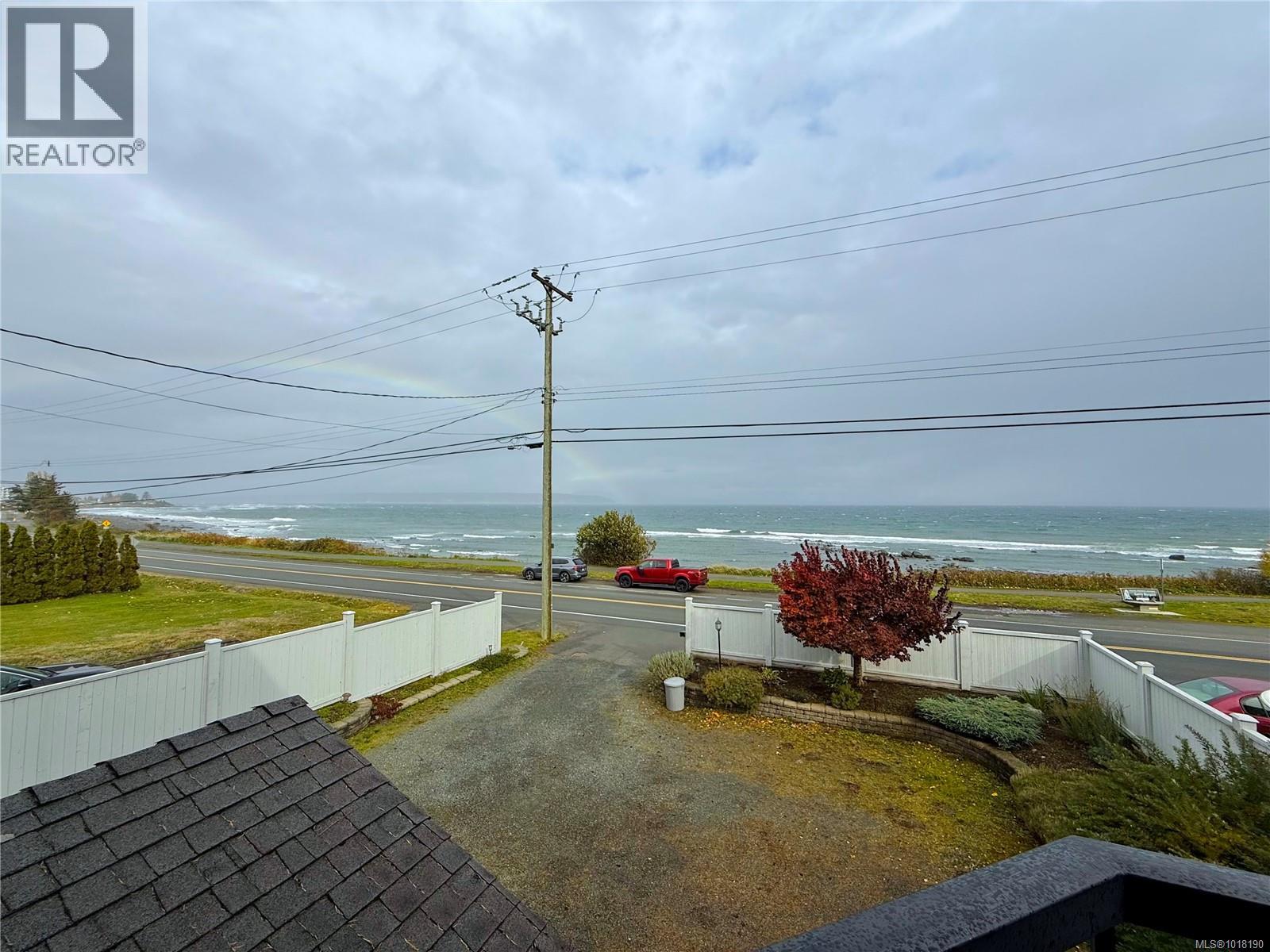 3264 ISLAND HWY S - 56