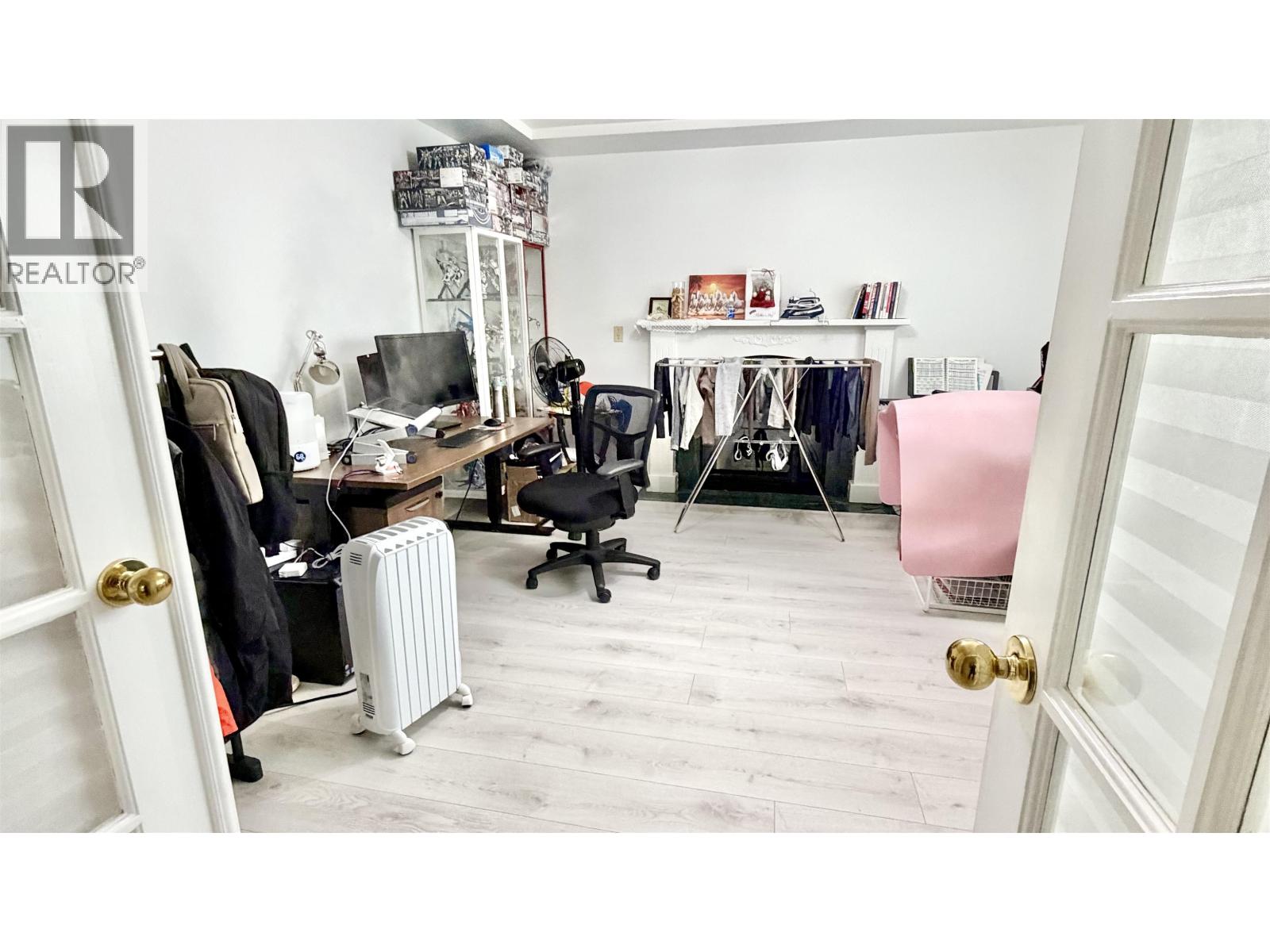 111 SAPPER STREET, New Westminster