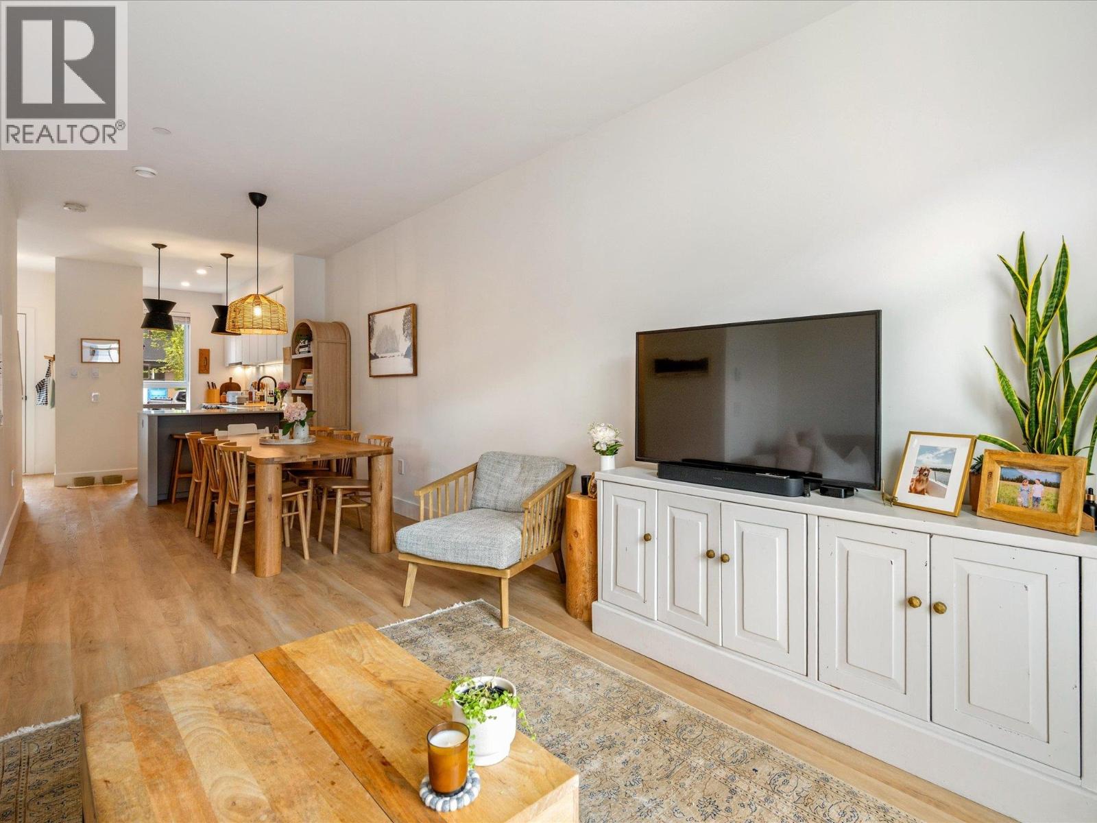 1425 SHOAL WAY, Squamish