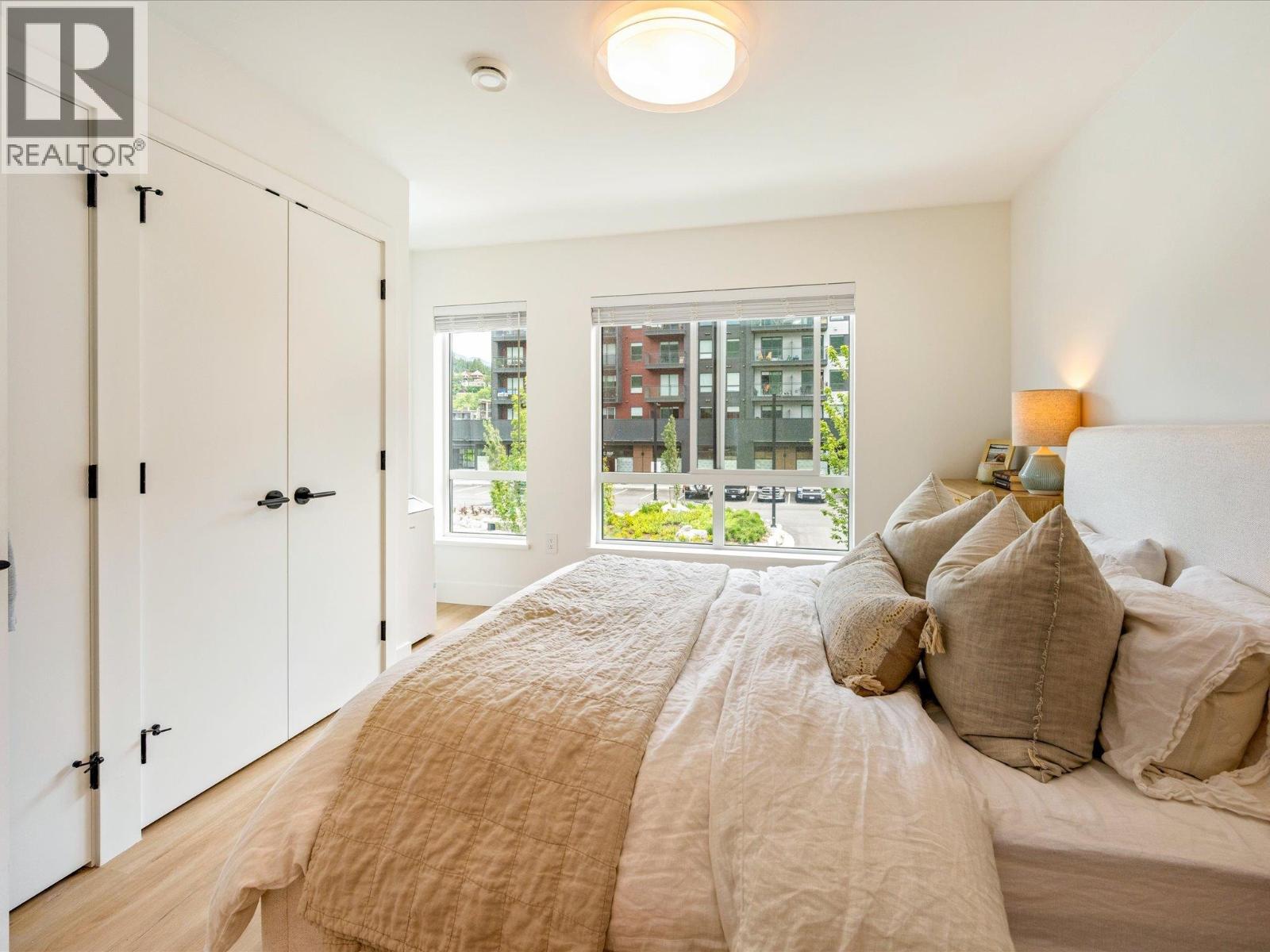 1425 SHOAL WAY, Squamish