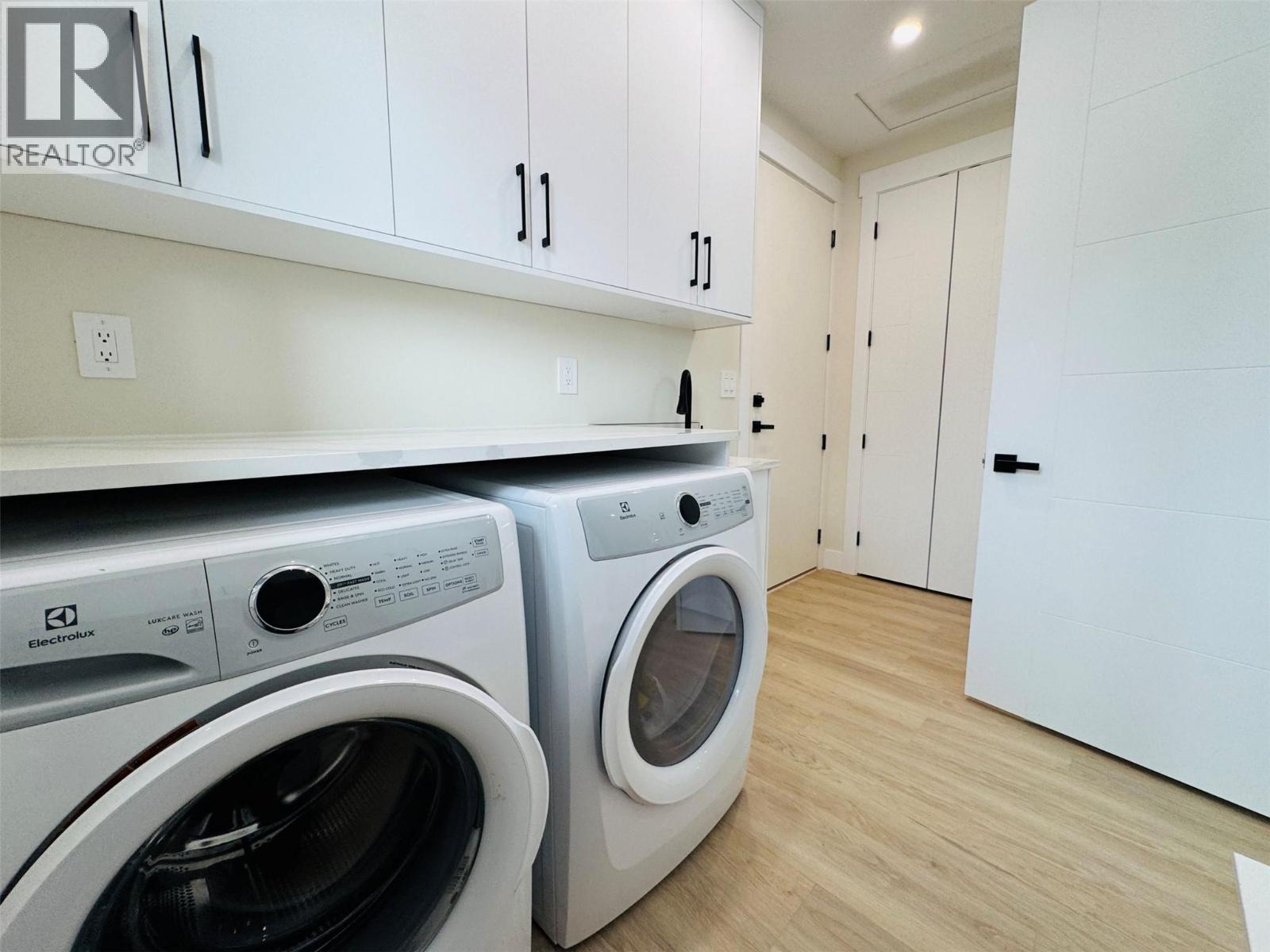 245 PROSPECT DRIVE - 21