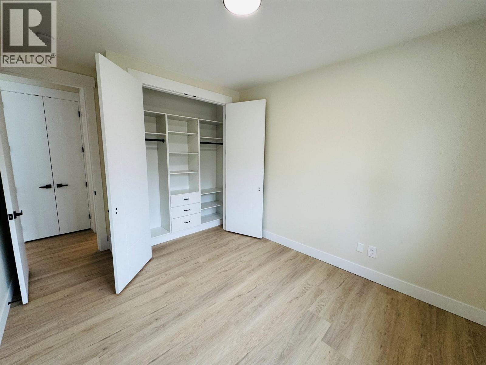 245 PROSPECT DRIVE - 24