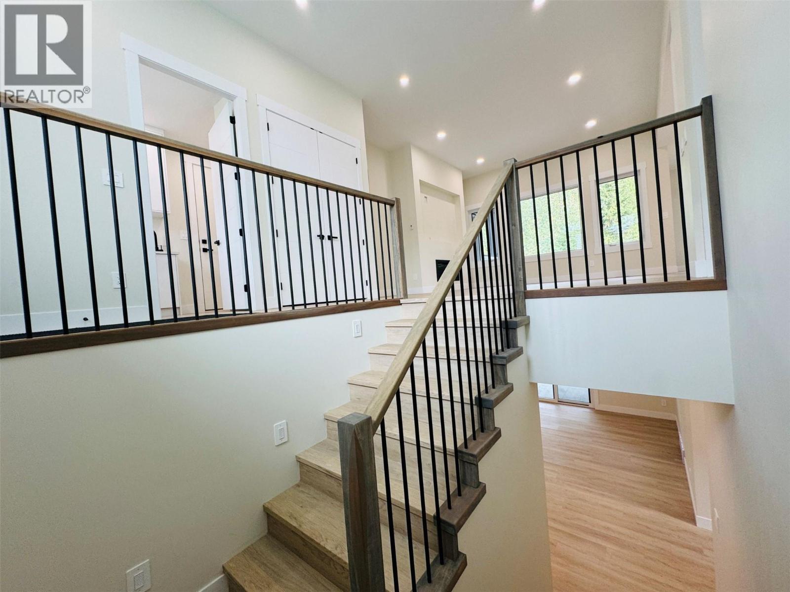 245 Prospect Drive - 29