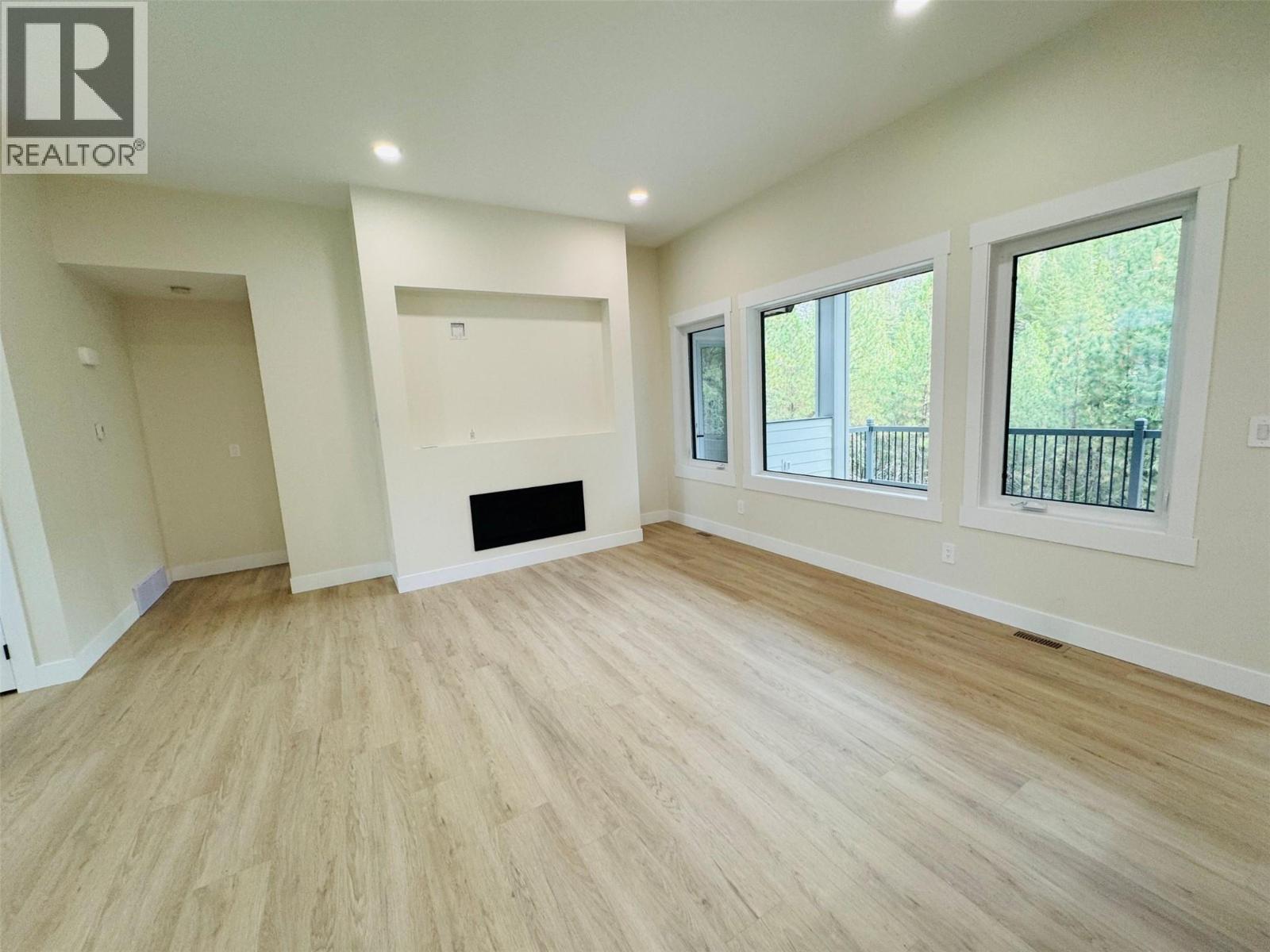 245 PROSPECT DRIVE - 6