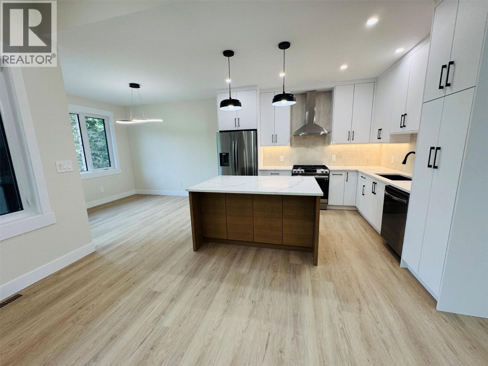 245 Prospect Drive - 7