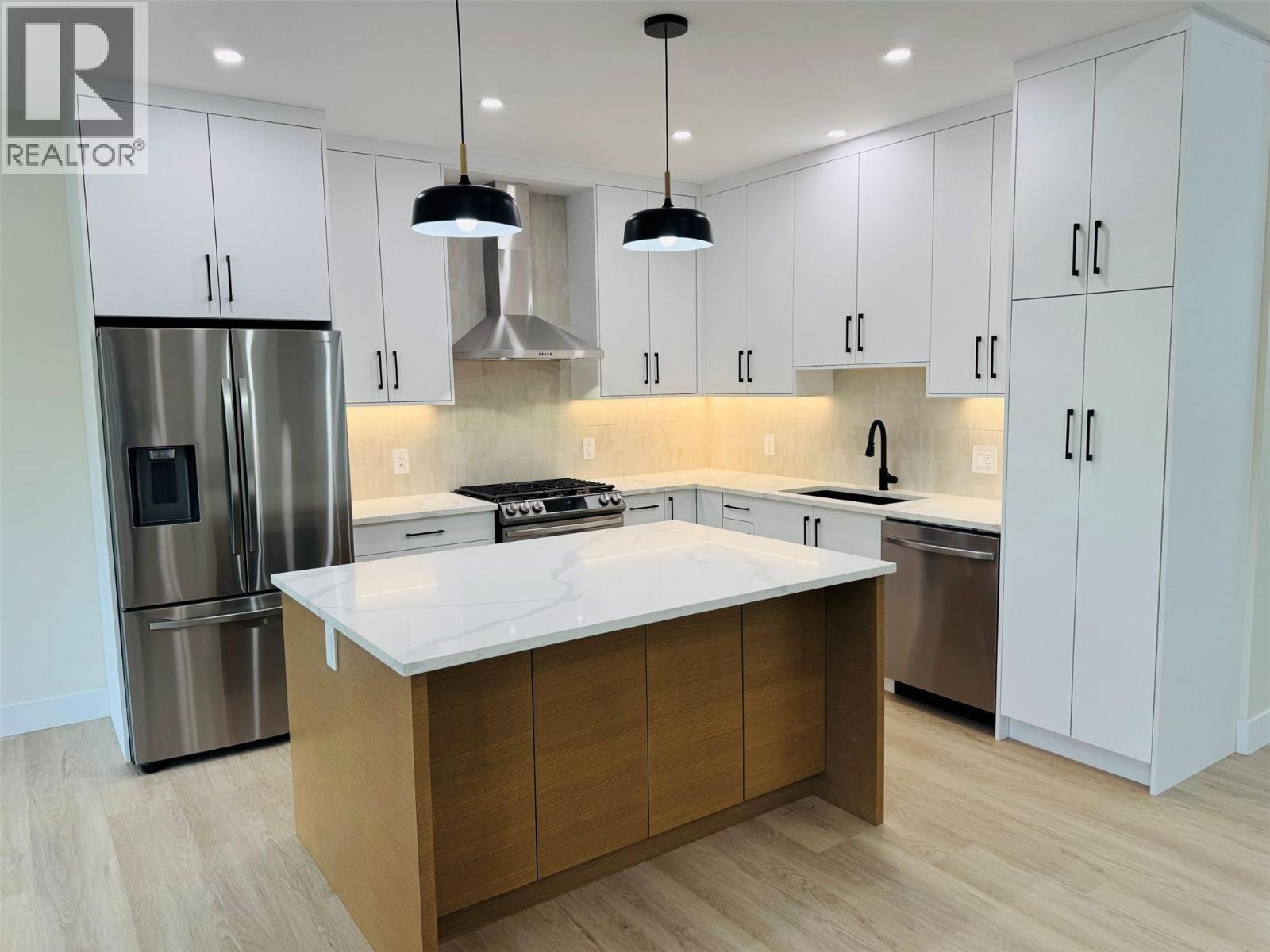 245 PROSPECT DRIVE - 8