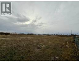 7405 100 Avenue, Fort St  John, BC V1J5T8 Photo 7