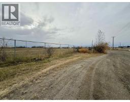 7405 100 Avenue, Fort St  John, BC V1J5T8 Photo 9