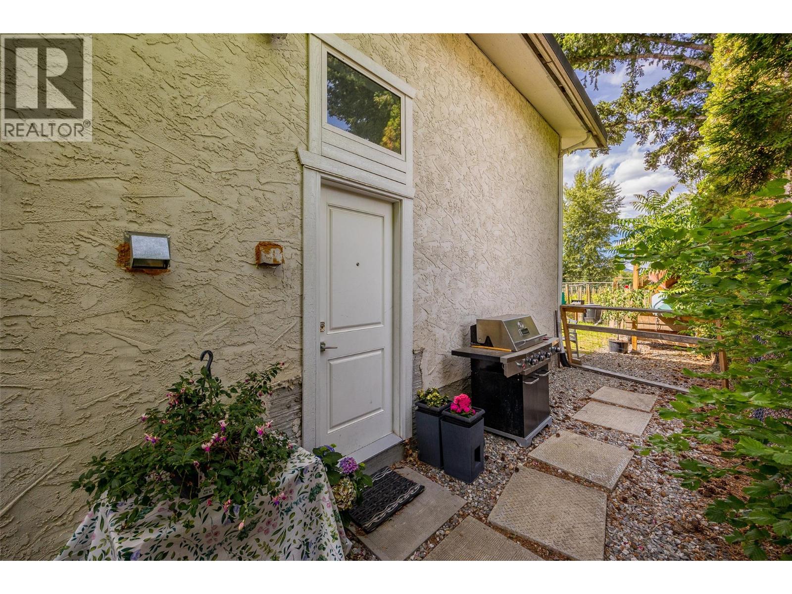  750 McClure Road, Kelowna