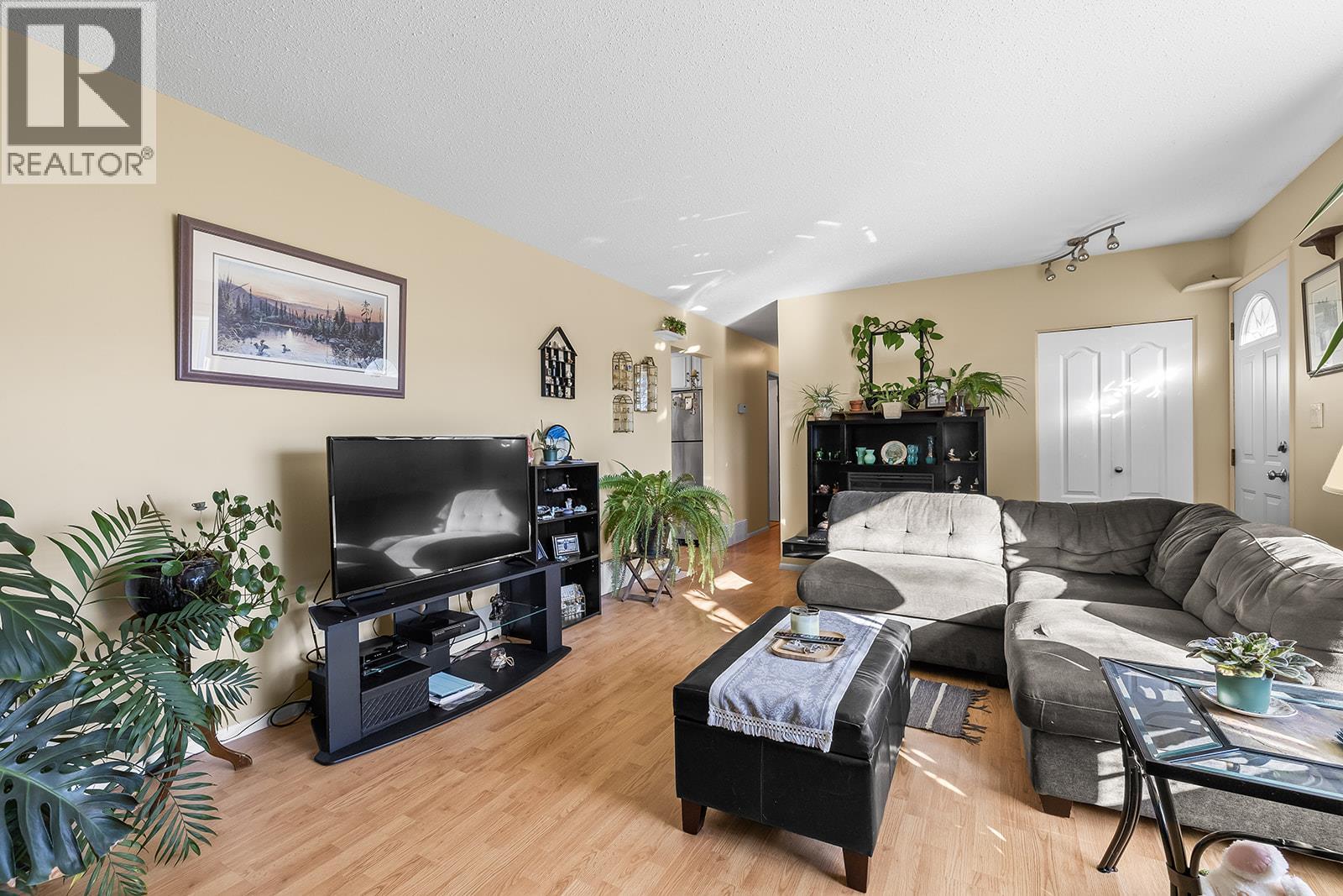  10350 Chase Road, Lake Country