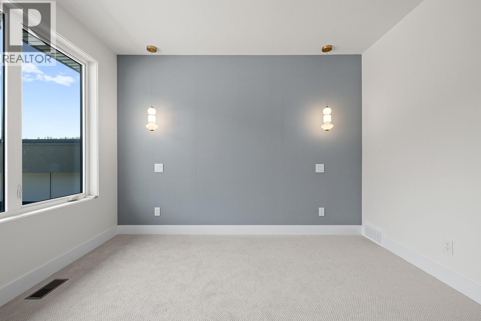  3462 Hilltown Close, Kelowna