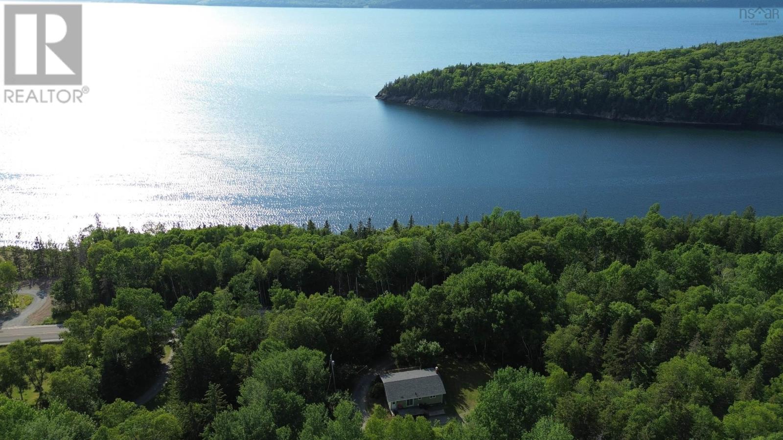 Property 7 of 34 of 3381 Long Island Road