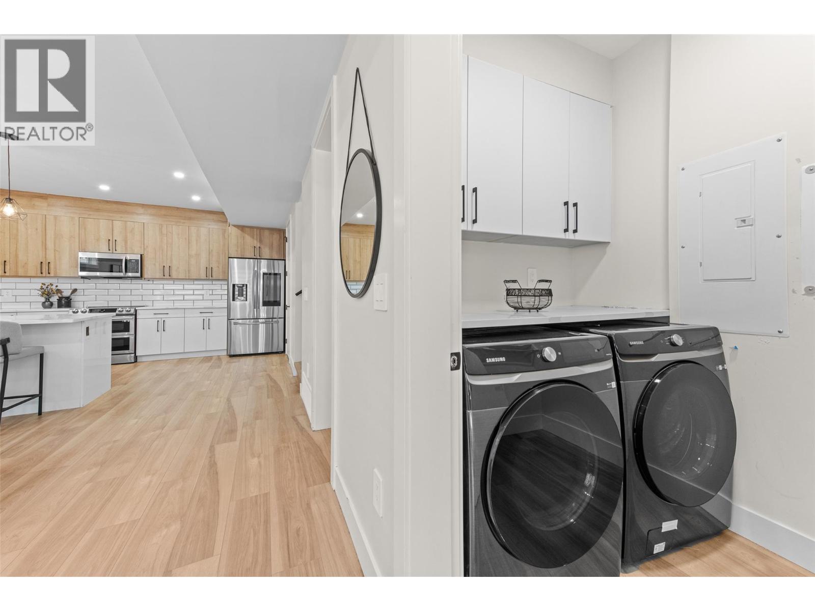 4 1034 Martin Avenue, Kelowna