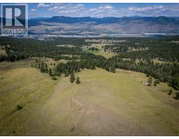 Se 1/4 Schamps Road, Pritchard, BC V0E2P0 Photo 8