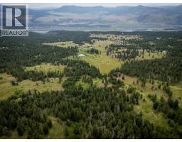 Se 1/4 Schamps Road, Pritchard, BC V0E2P0 Photo 6