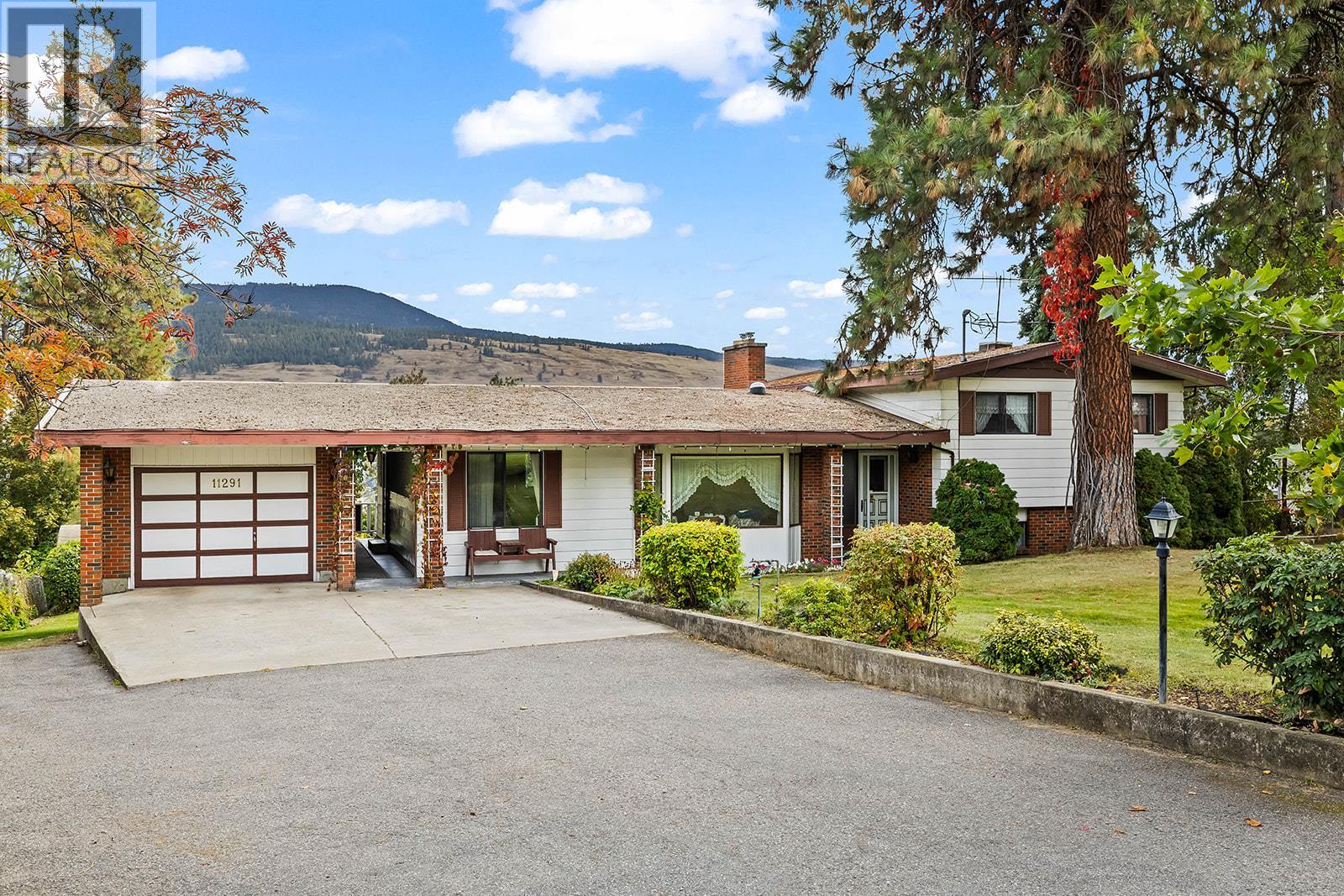11291 Okanagan Centre Road East, Lake Country