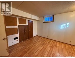 211 Little Flower Avenue, Rosetown, SK S0L2V0 Photo 14