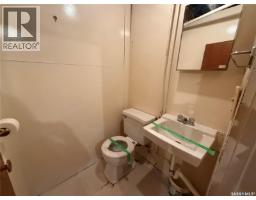 211 Little Flower Avenue, Rosetown, SK S0L2V0 Photo 20