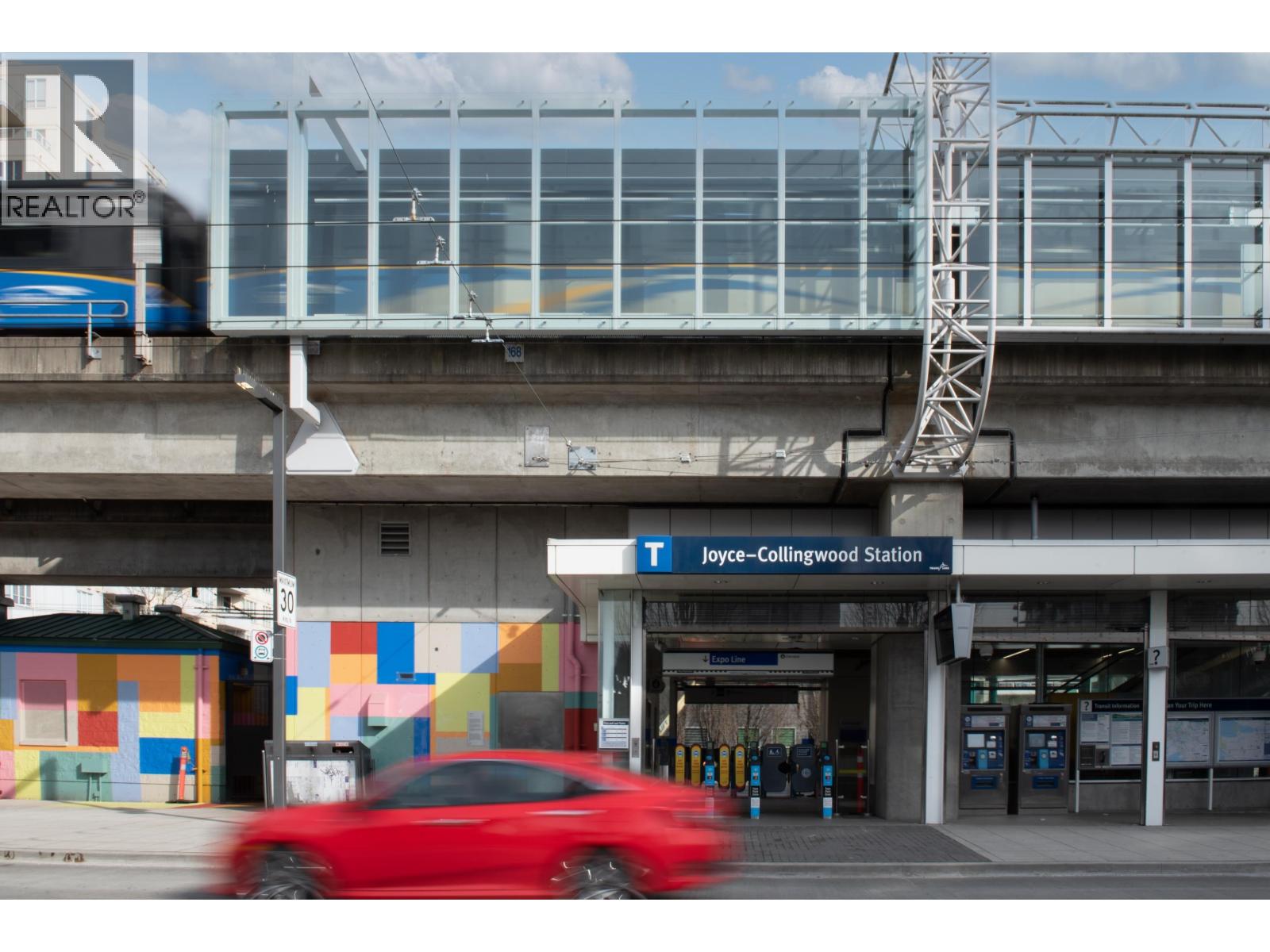 206 3264 VANNESS AVENUE, Vancouver