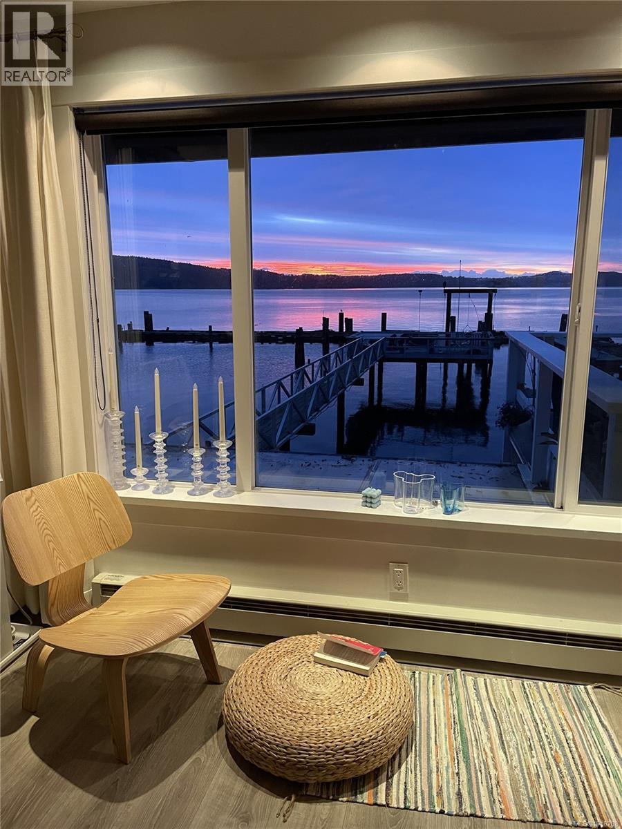 12 1723 Sandy Beach Road, Mill Bay