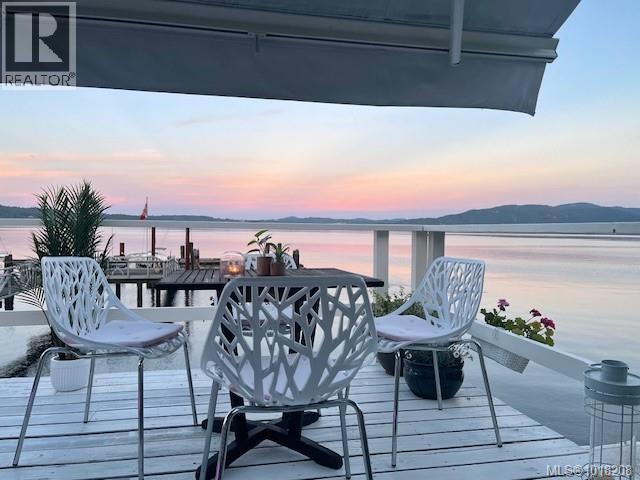 12 1723 Sandy Beach Road, Mill Bay