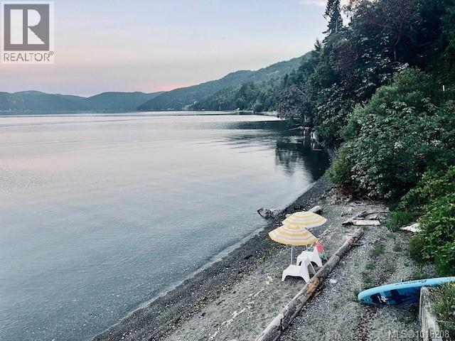 12 1723 Sandy Beach Road, Mill Bay